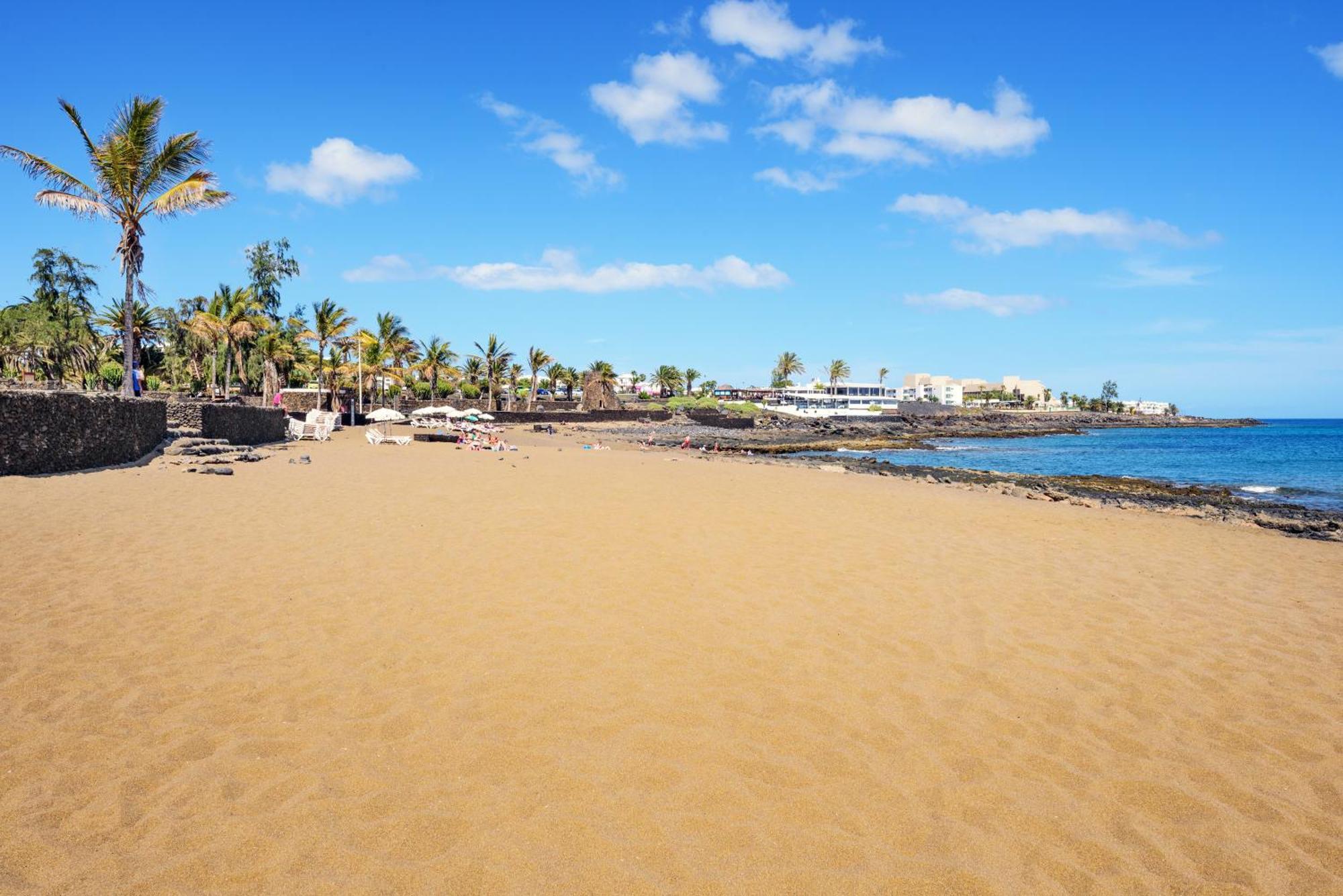 Lanzahost Casa Sunny Seafront Villa Costa Teguise Exteriör bild